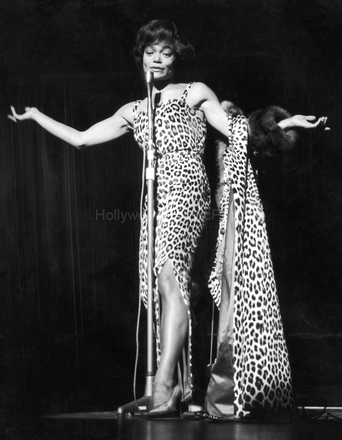 Eartha Kitt 1960 WM.jpg